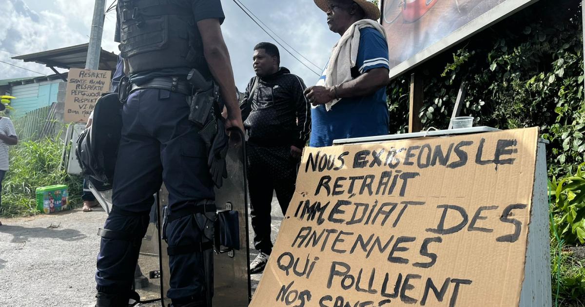 Nouvelle mobilisation sur la RN 4 contre l’implantation d’antennes relais à Mare-Gaillard