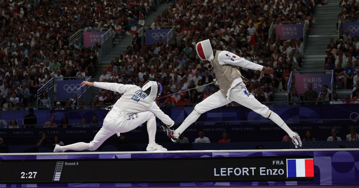 JO 2024 : Enzo Lefort en costaud prend le bronze avec la France au fleuret !!!
