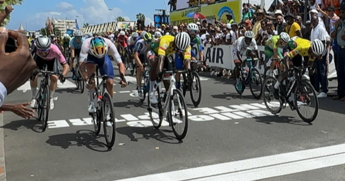     





[⭕️DIRECT?] Victoire du Vendéen Kaden Hopkins au sprint devant Lionel Miny et Jules Lanclume 




