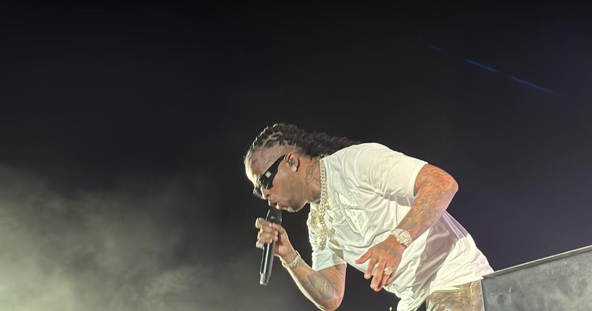     





[VIDÉO] Concert de Kalash : Une ambiance explosive au stade de Dillon




