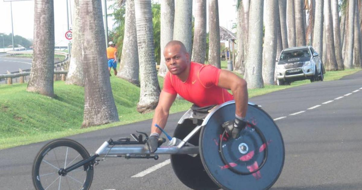 Jeux Paralympiques : le Guadeloupéen Alex Adélaïde, para-haltérophile, espère une médaille
