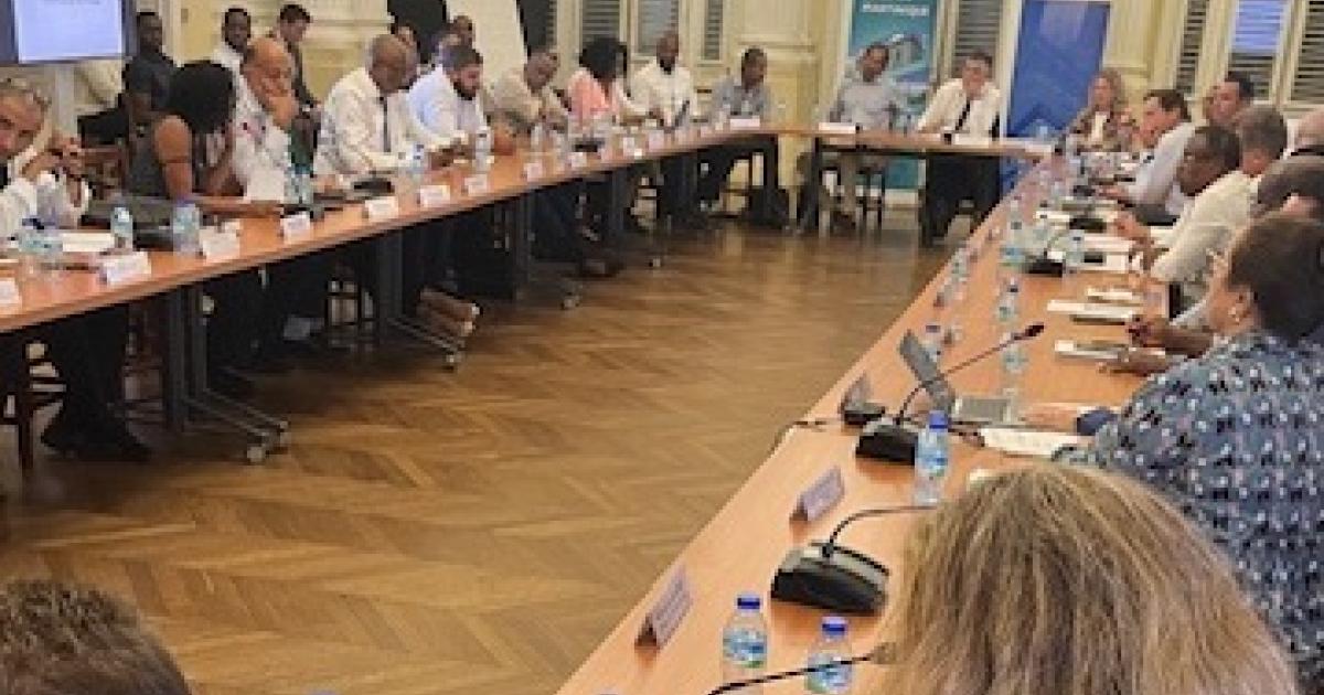 Table ronde sur la vie chère : 11 propositions pour une « baisse des prix de 20% sur 2500 produits »