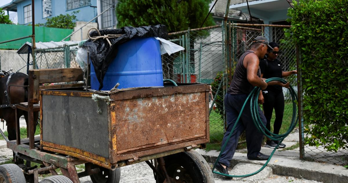 Le manque d'eau courante met à rude épreuve la patience des Cubains