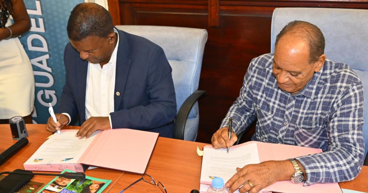 20ème signature du Contrat Péyi en faveur de la commune de Port-Louis